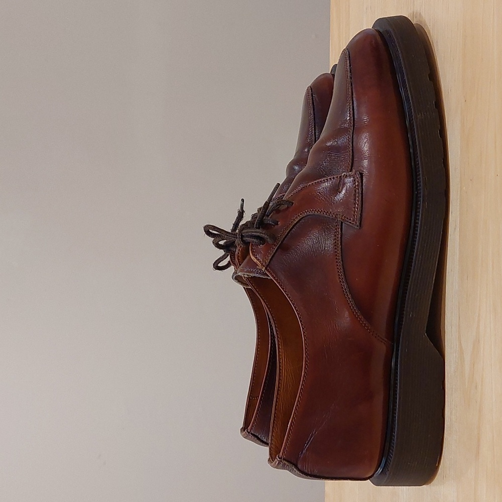 Vintage Dr. Martens. Brown Leather Oxford Shoes - Picture 1 of 14